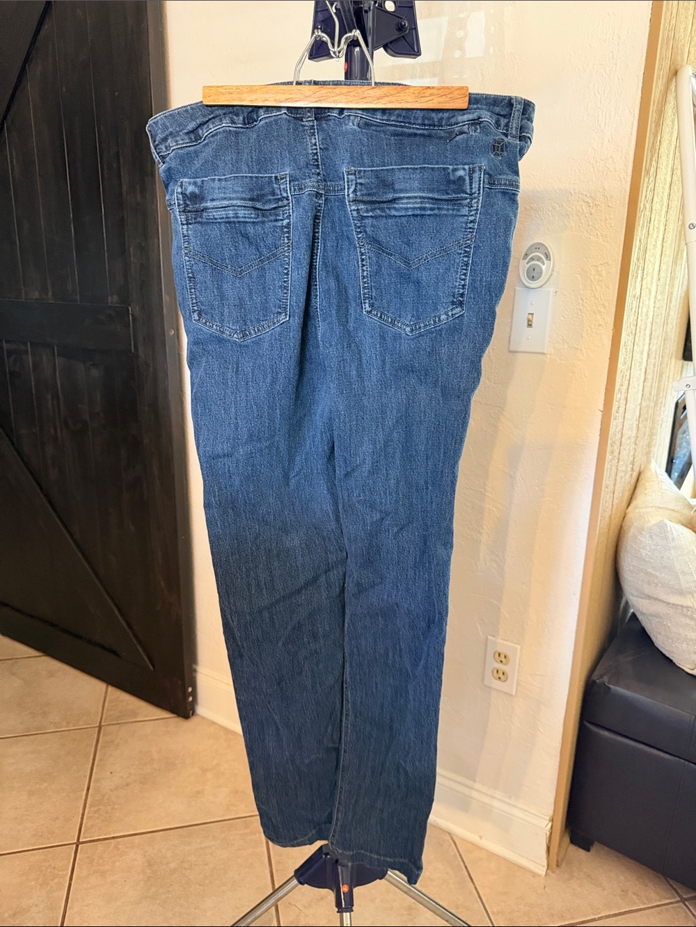 Pick pocket proof jeans - Picture 2 of 7